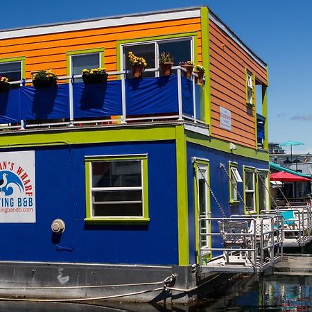 A Float Home B&B In Fisherman'S Wharf Victoria Exterior photo