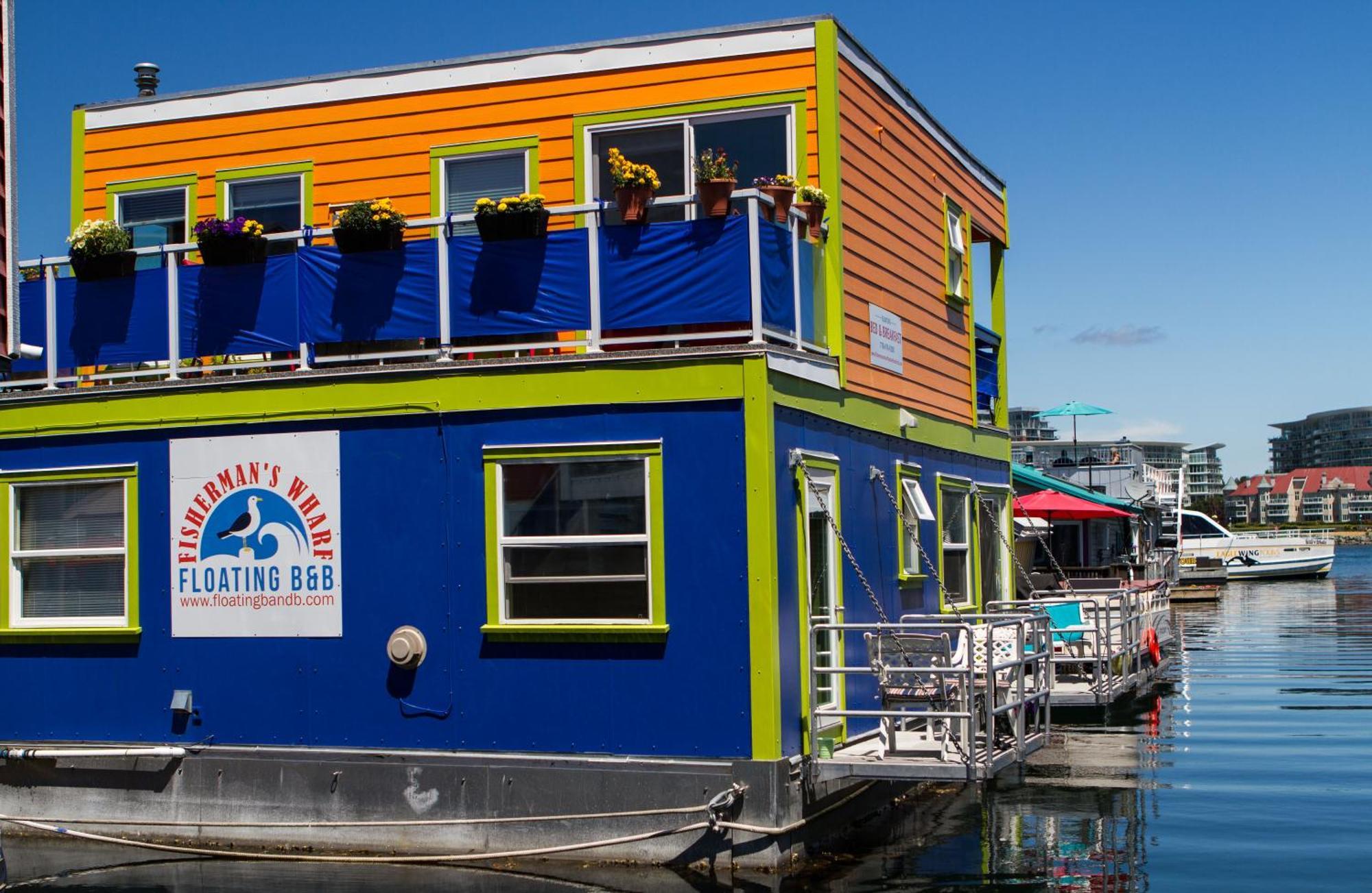 A Float Home B&B In Fisherman'S Wharf Victoria Exterior photo