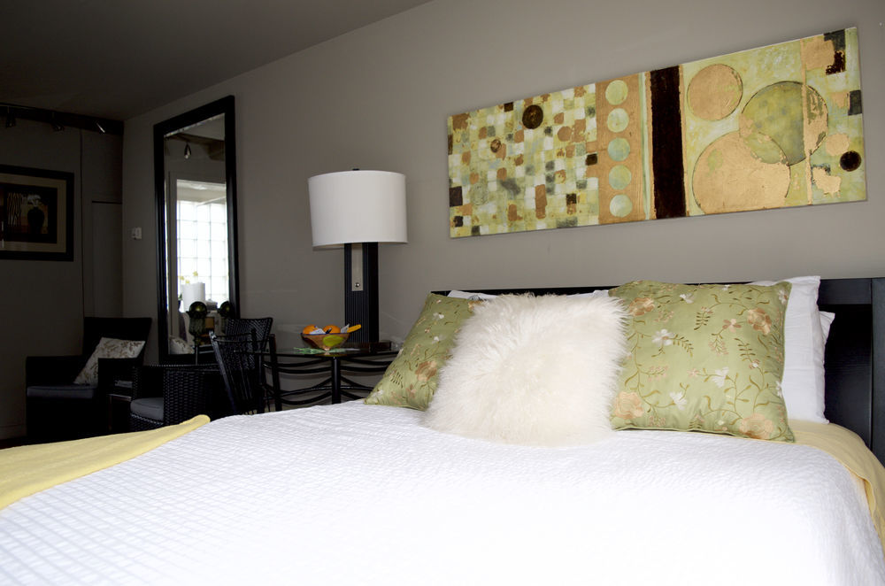 A Float Home B&B In Fisherman'S Wharf Victoria Exterior photo