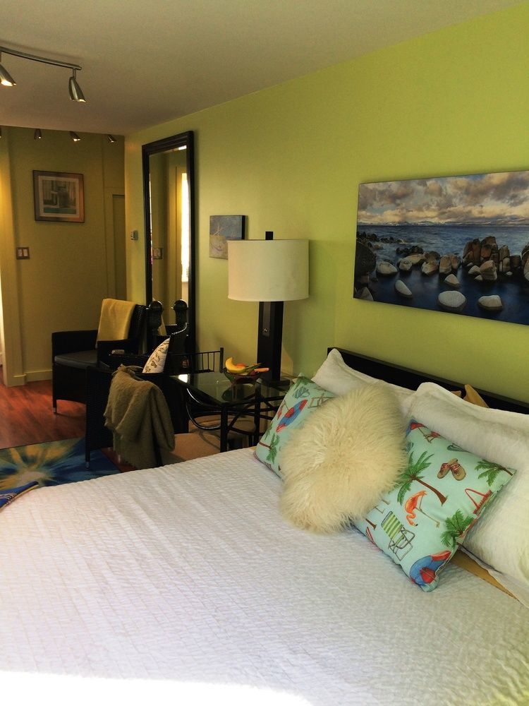A Float Home B&B In Fisherman'S Wharf Victoria Exterior photo
