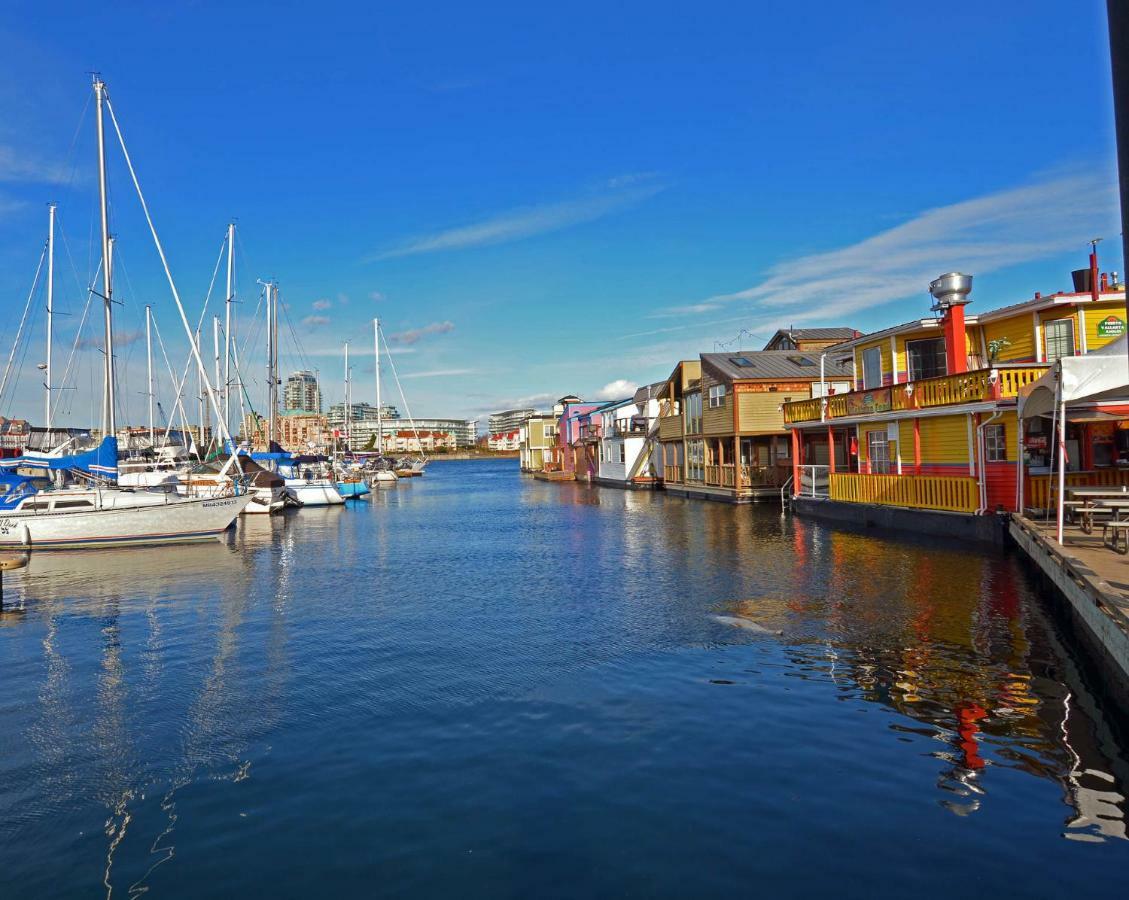 A Float Home B&B In Fisherman'S Wharf Victoria Exterior photo